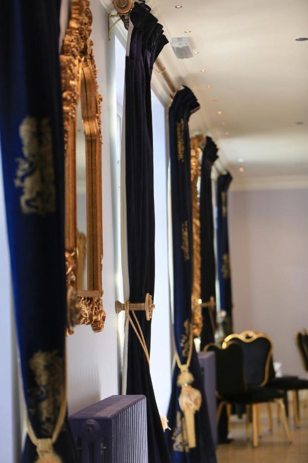 Grimscote Manor Hotel โคลส์ฮิลล์ ภายนอก รูปภาพ
